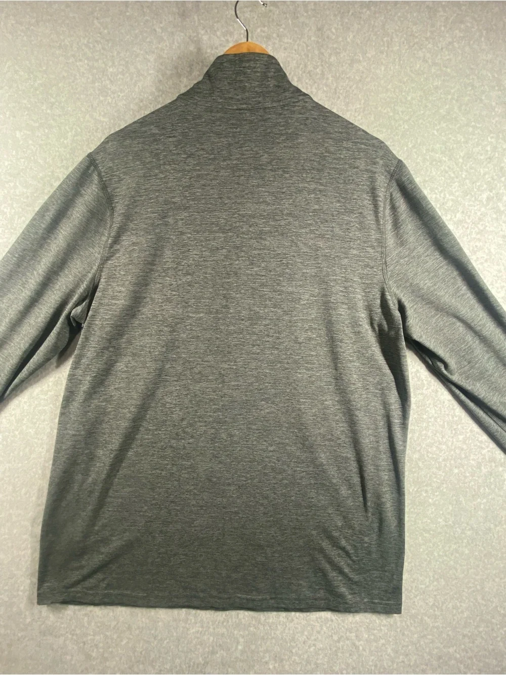 Reebok Men's Heather Gray Half-Zip Performance Top Size XL Athletic long sleeve